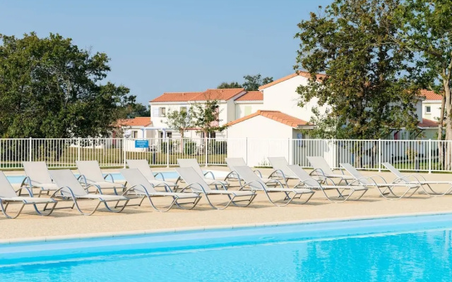 Well-kept Apartment, With Dishwasher, 7 km. From the Beach