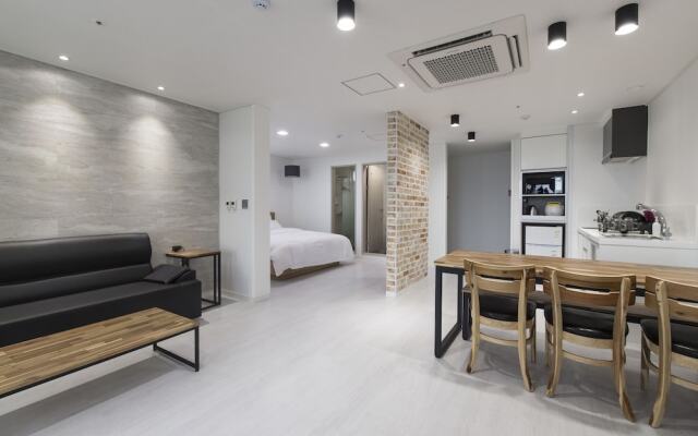 Yeosu Sun Hill SPA Pension