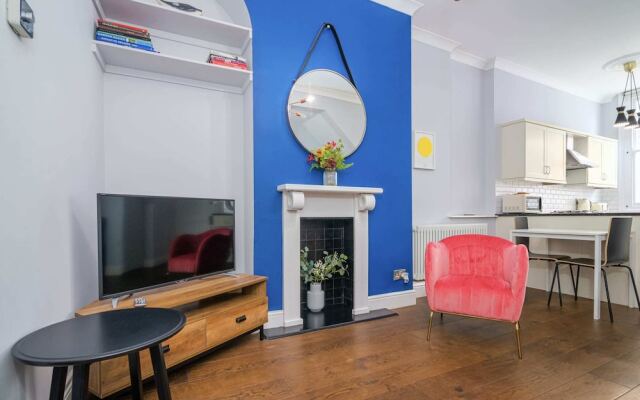 Modern En-Suite Flat - near Islington High Street