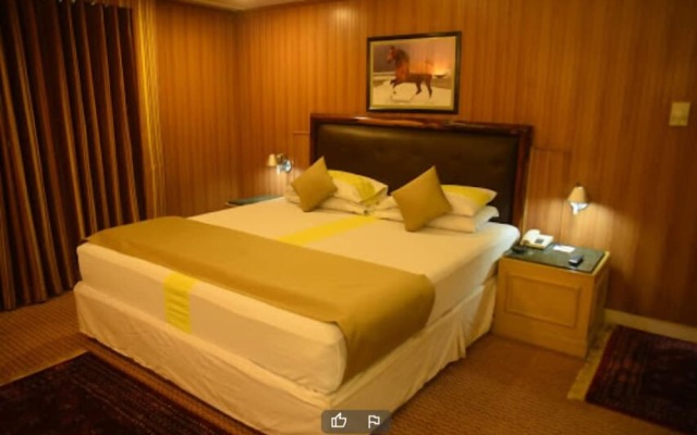 Hotel Galaxy