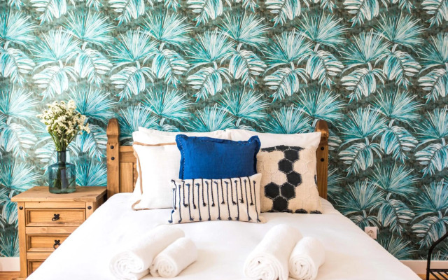 Lx Design Apartment near Congress Center