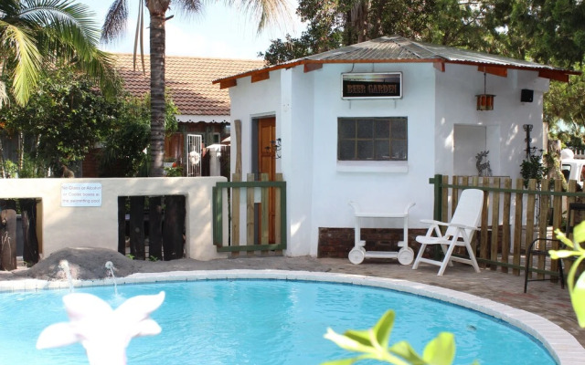 Golden Lantern Guest Lodge