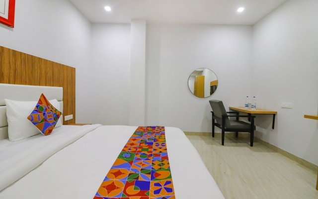 Fabhotel Premium Kashi