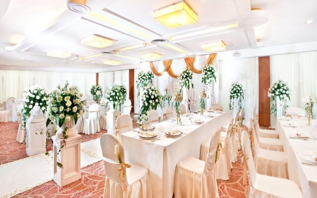 Crowne Plaza Nanjing Hotel & Suites