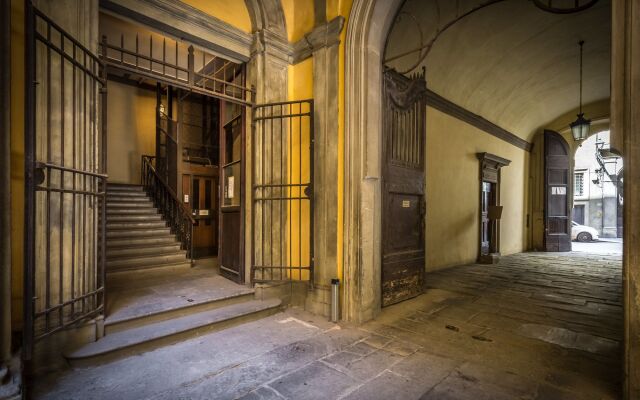 Apartments Florence Palazzo ridolfi