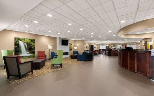 Comfort Suites Commerce