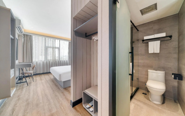 Hanting Hotel (Hangzhou Wulinmen Subway Station)