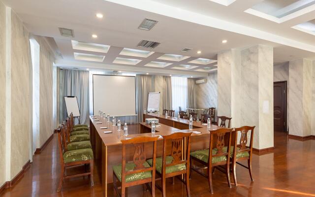 Renion Residence Hotel