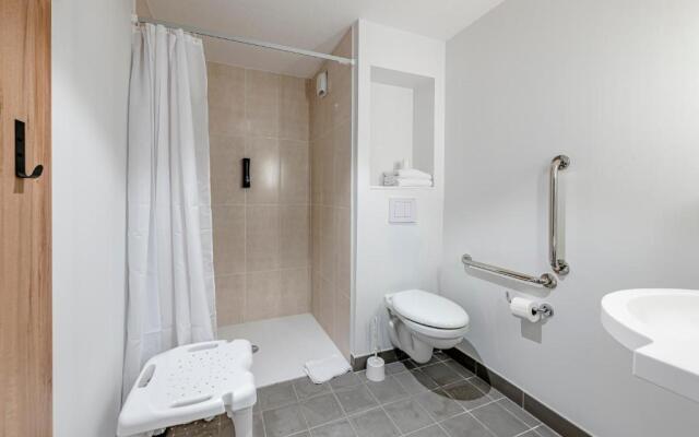 B&B HOTEL Paris Ivry Quai de Seine