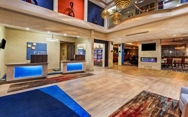 Holiday Inn Express & Suites Houston East, by IHG