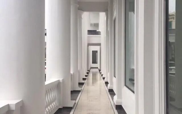 Hoa Lu Hotel
