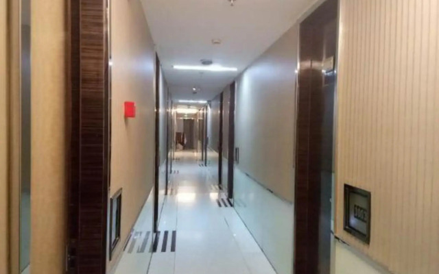 Super 8 Hotel (Fuzhou Changle Shiyang Subway Station)(速8酒店（福州长乐十洋地铁站店）)