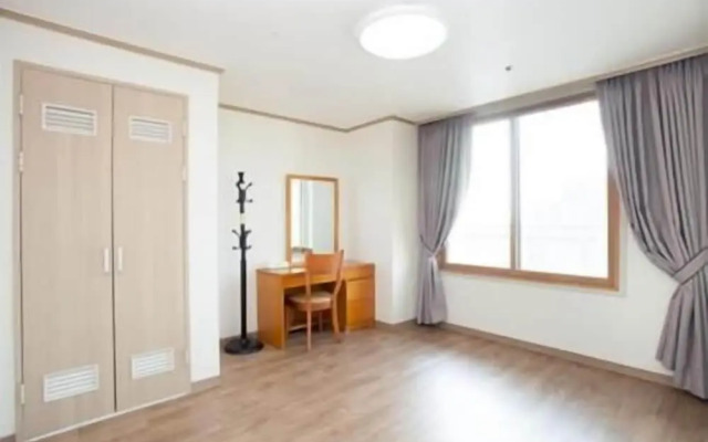 Nam Han River Ilsung Condo