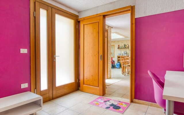 Scenic Villa in Castelnuovo di Porto Near Rocco Colonna