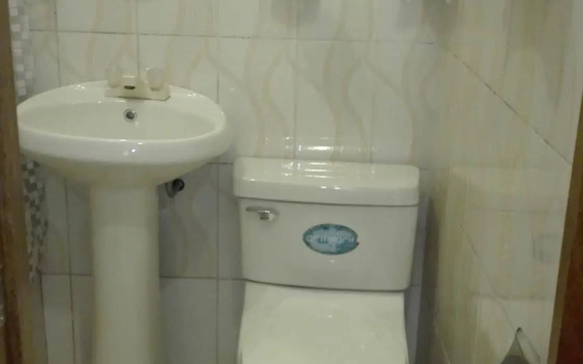 Condor Palace Hostal