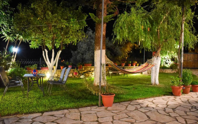 Stavros Apartments