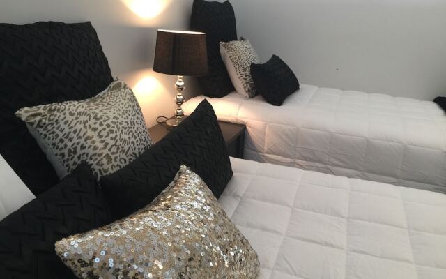 Luxury Waterfront Apartments Picton