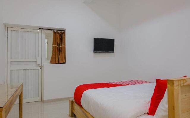 OYO 1507 Mahveen Family Residence