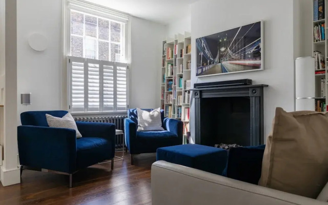 Whittlesey Street II by Onefinestay