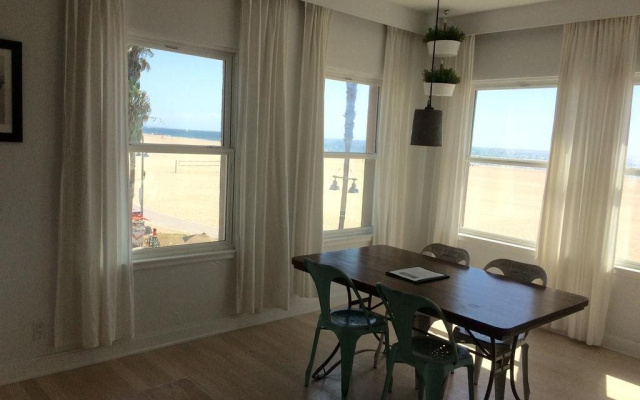 Su Casa at Venice Beach