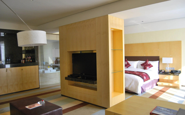 Crowne Plaza Tianjin Binhai by IHG
