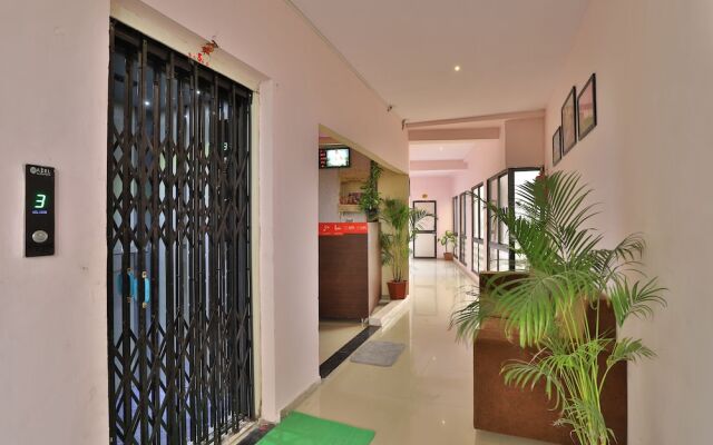 D K Guest House by OYO Rooms