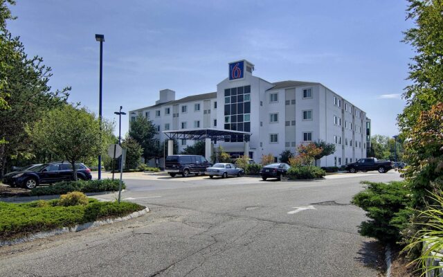 Motel 6 Portsmouth, NH