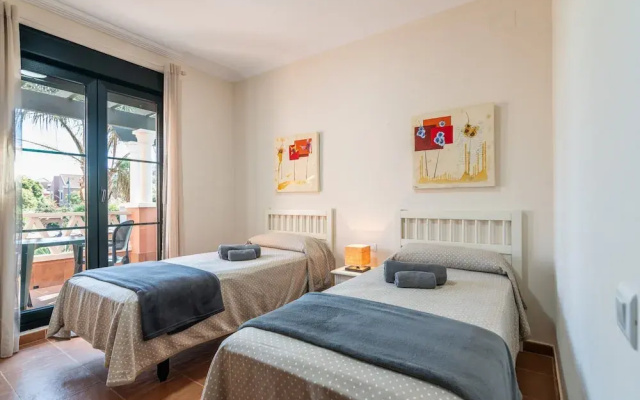 Flat Near Isla Canela Golf