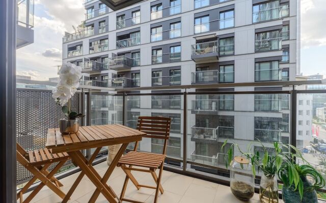 Lumina cozy apartament in Warsaw