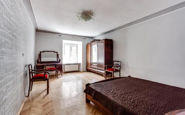 Four bedrooms apartment in the heart of Lviv