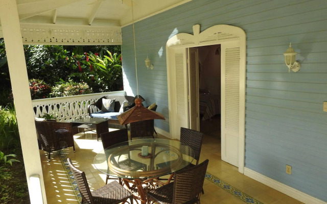 Playa Negra Guesthouse