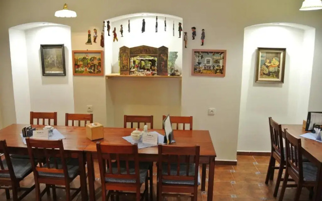 Restaurace a penzion Ubrousku prostři se