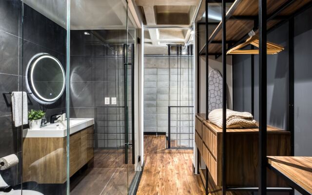 Downtown Loft by ULIV