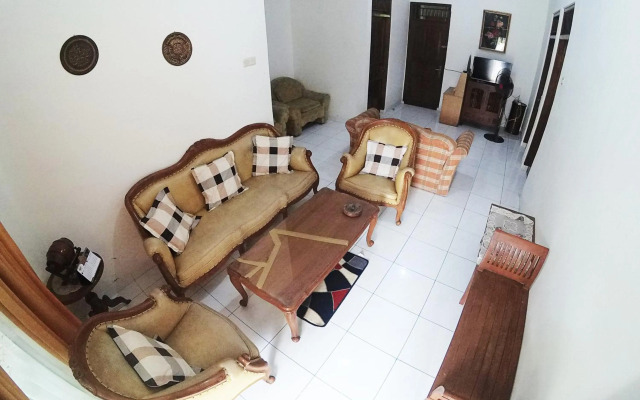 Happy Sleep Homestay Jogja