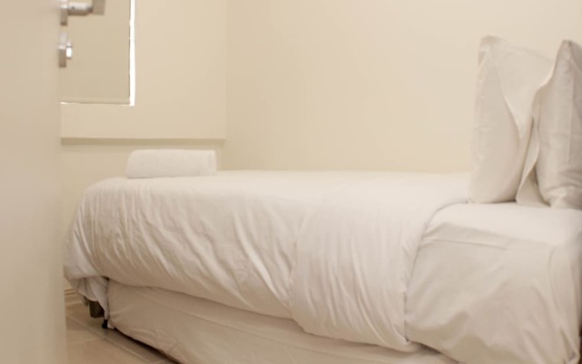 Minimalist And Cozy 3Br At Meikarta Apartment