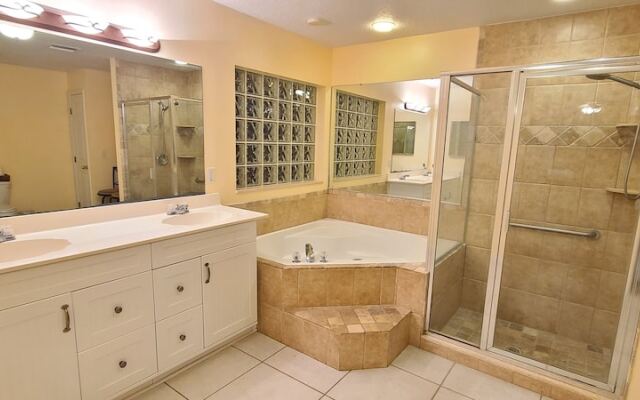 Beautiful Vacation Home CBC FARMS