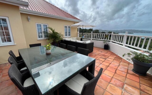 Stunning 4-bed Villa in Gros Islet, St Lucia