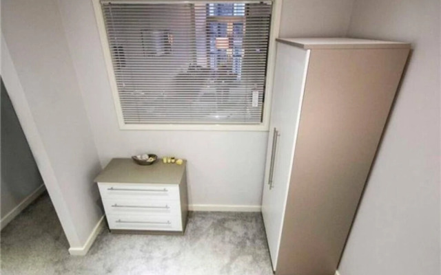 Stayzo Modern Studio Apartment 1 in Bradford City