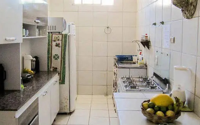 Swell's Hostel & Suites