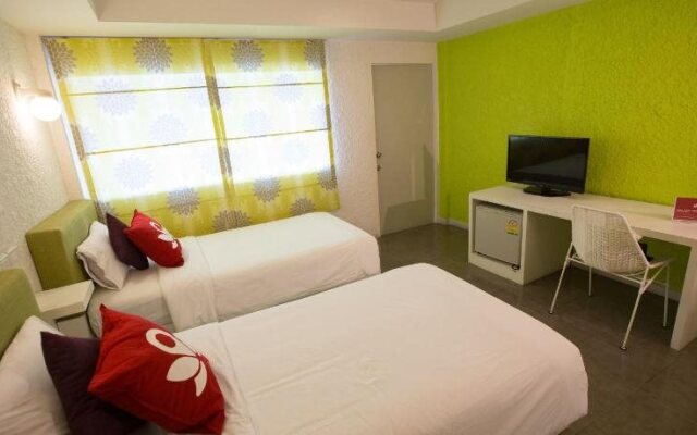 Lantana Pattaya Hotel & Resort by Zen Rooms