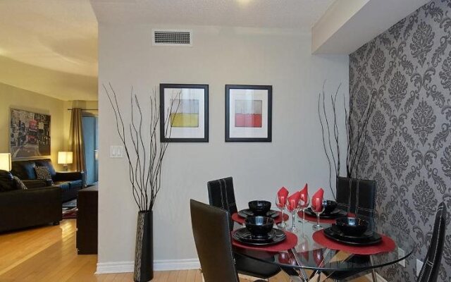 Royal Stays Suites - Blue Jays Way