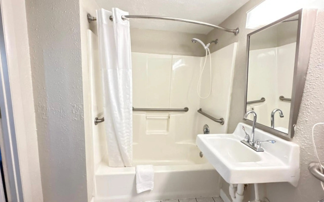 Clarion Hotel Lebanon-Hershey East