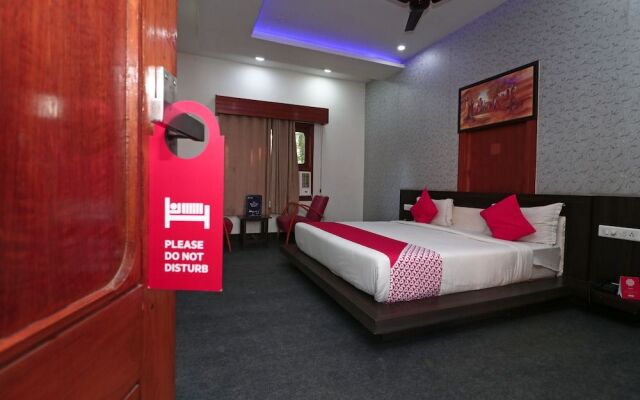 OYO 16499 Hotel Moti Dungri Palace