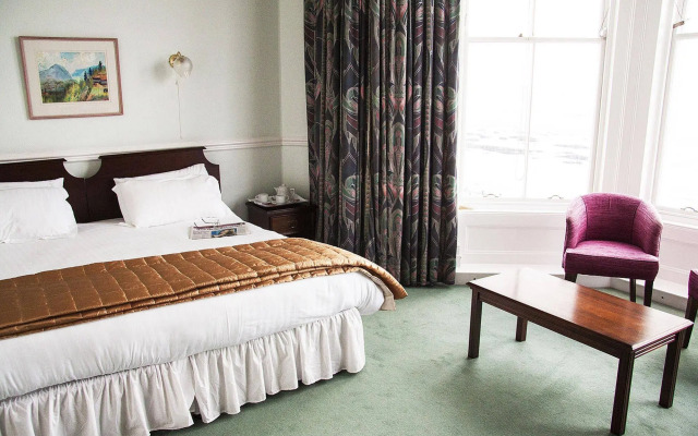 The Queens Hotel