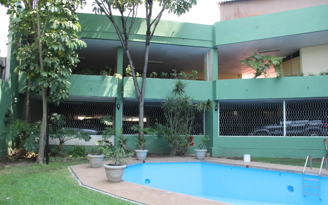 Hotel Parador Del Rio