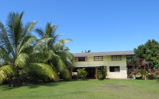 Taharuu Surf Lodge