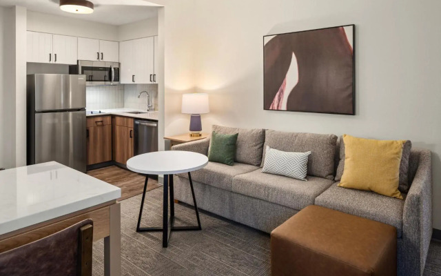 Staybridge Suites MPLS-Maple Grove/Arbor Lakes by IHG