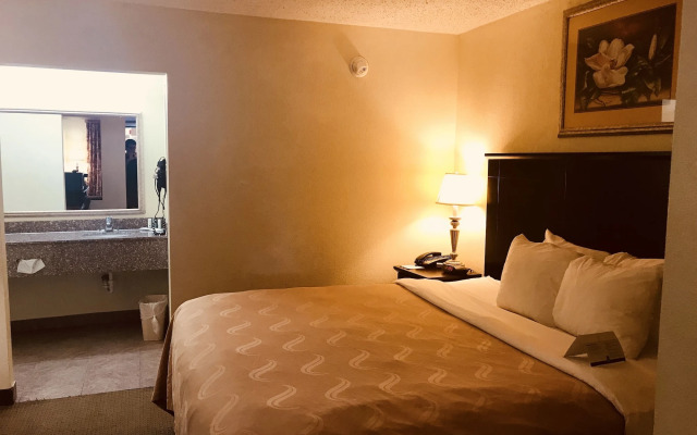 Quality Inn & Suites Conference Center Statesboro Historic District