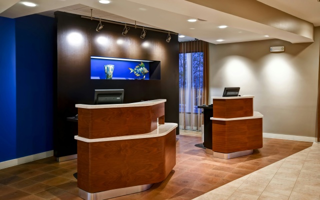 Courtyard By Marriott Cape Cod Hyannis