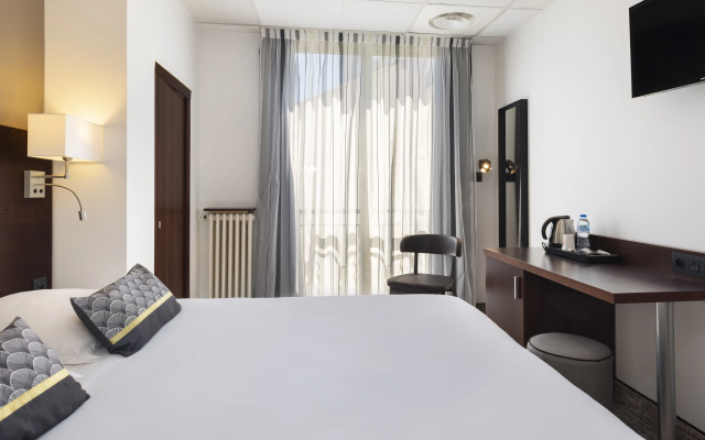 Hôtel Locarno Nice